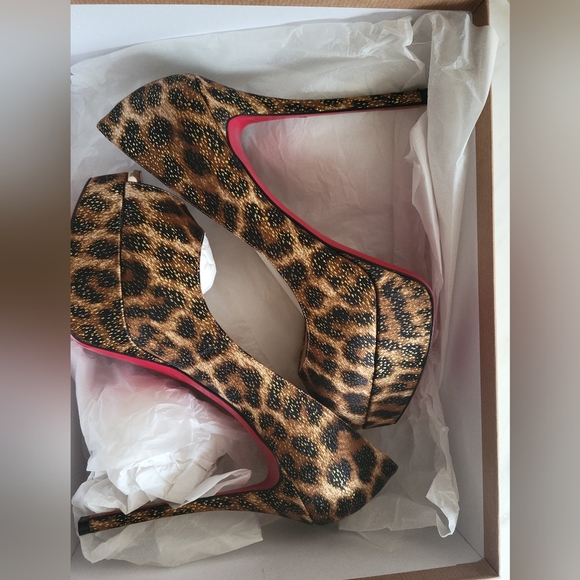 Christian louboutin animal print size 38 - Picture 2 of 3